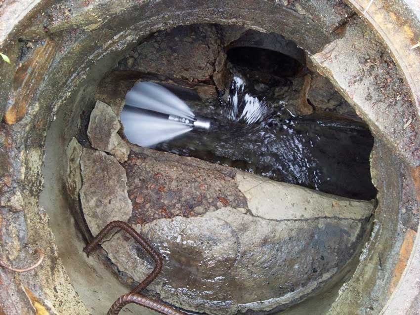 Промывка труб систем канализации в Ростове-на-Дону